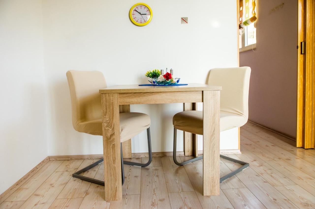 Nino Apartment *