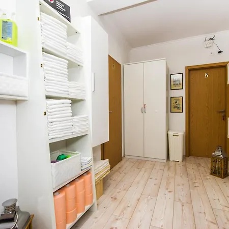 Apartments Nino Podstrana Exterior photo